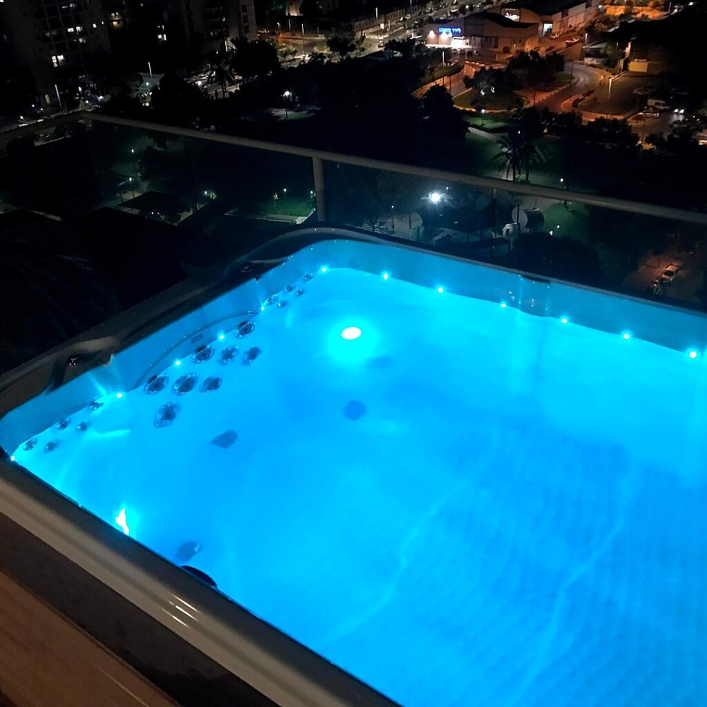 Swim-Spa-5800-gal-3
