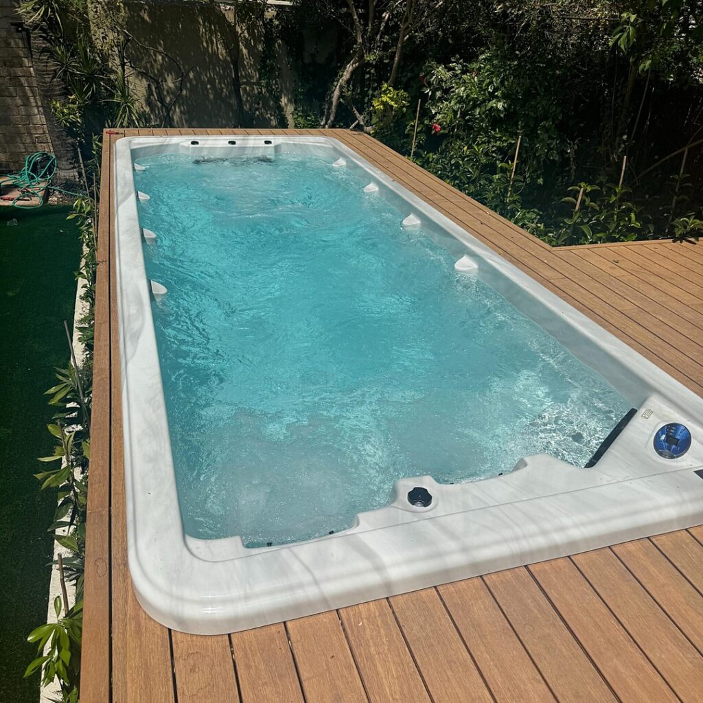 Swim-Spa-5860-gal-4