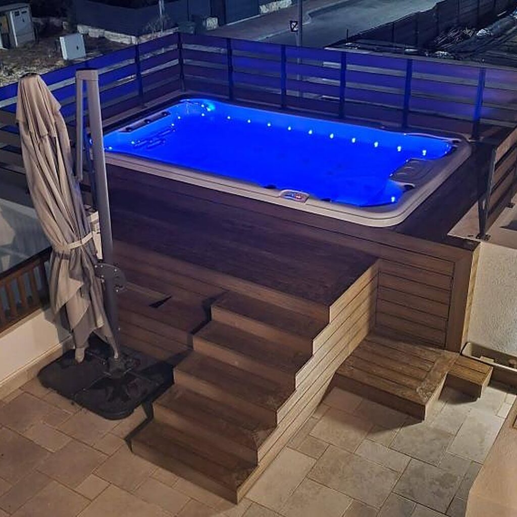 Swim-Spa-Miami-gal-3